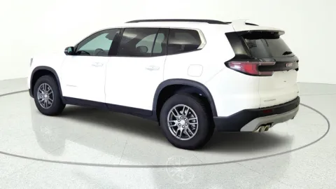 More photos of 2026 GMC Acadia FWD Elevation at Tom Gill Chevrolet, KY