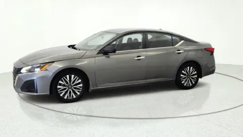 Another view of 2024 Nissan Altima 2.5 SV for sale in Florence, KY at Tom Gill Chevrolet