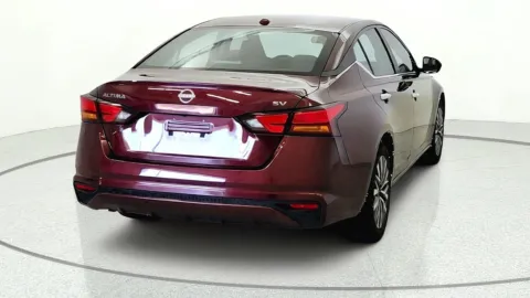 More photos of 2024 Nissan Altima 2.5 SV at Tom Gill Chevrolet, KY