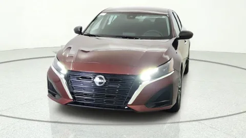Another view of 2024 Nissan Altima 2.5 SV for sale in Florence, KY at Tom Gill Chevrolet