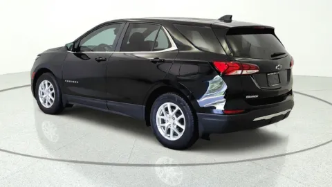More photos of 2024 Chevrolet Equinox LT at Tom Gill Chevrolet, KY