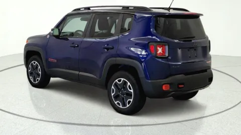 More photos of 2017 Jeep Renegade Trailhawk at Tom Gill Chevrolet, KY