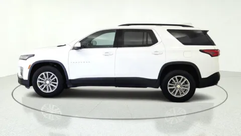 More photos of 2023 Chevrolet Traverse LT Cloth at Tom Gill Chevrolet, KY