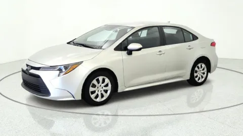 More photos of 2025 Toyota Corolla LE at Tom Gill Chevrolet, KY