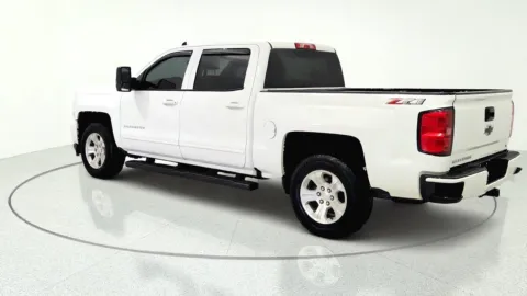 More photos of 2018 Chevrolet Silverado 1500 LT at Tom Gill Chevrolet, KY