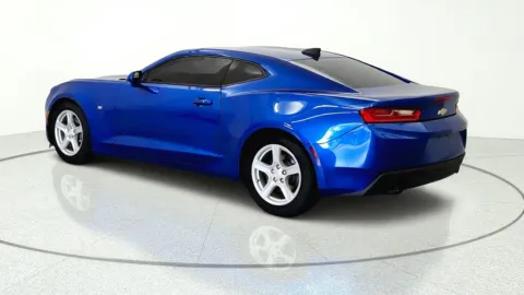 More photos of 2017 Chevrolet Camaro 1LT at Tom Gill Chevrolet, KY