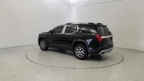 More photos of 2023 GMC Acadia SLE at Tom Gill Chevrolet, KY