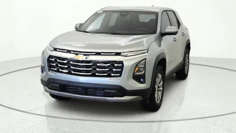 Another view of 2027 Chevrolet Equinox FWD LT for sale in Florence, KY at Tom Gill Chevrolet