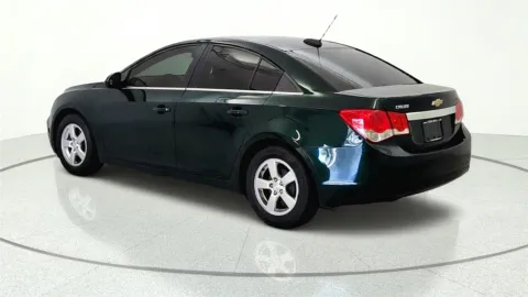 More photos of 2015 Chevrolet Cruze LT at Tom Gill Chevrolet, KY