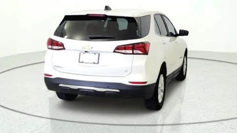 More photos of 2022 Chevrolet Equinox LT at Tom Gill Chevrolet, KY
