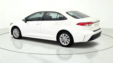 More photos of 2024 Toyota Corolla LE at Tom Gill Chevrolet, KY