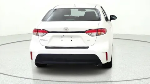 More photos of 2024 Toyota Corolla LE at Tom Gill Chevrolet, KY