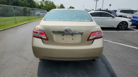 Another view of 2011 Toyota Camry XLE for sale in Florence, KY at Tom Gill Chevrolet