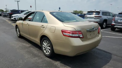 More photos of 2011 Toyota Camry XLE at Tom Gill Chevrolet, KY