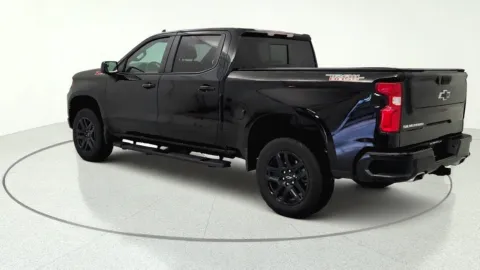 More photos of 2025 Chevrolet Silverado 1500 LT Trail Boss at Tom Gill Chevrolet, KY