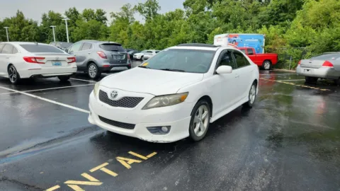 More photos of 2011 Toyota Camry SE at Tom Gill Chevrolet, KY
