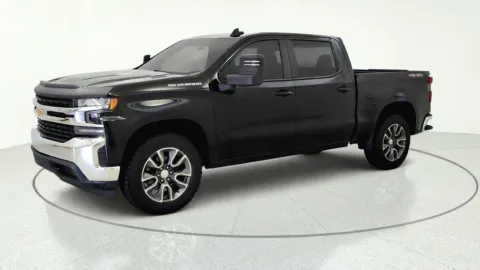 More photos of 2020 Chevrolet Silverado 1500 LT at Tom Gill Chevrolet, KY