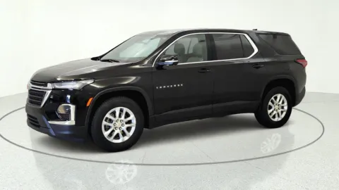 More photos of 2023 Chevrolet Traverse LS at Tom Gill Chevrolet, KY