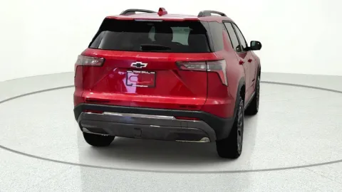 More photos of 2027 Chevrolet Equinox AWD ACTIV at Tom Gill Chevrolet, KY