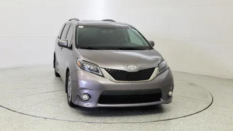 Photos of 2017 Toyota Sienna SE for sale in Florence, KY at Tom Gill Chevrolet