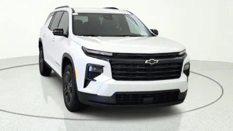 Photos of 2027 Chevrolet Traverse FWD LT for sale in Florence, KY at Tom Gill Chevrolet