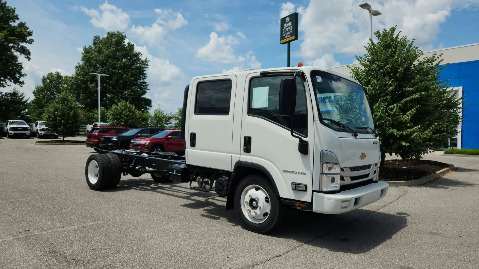 White 2025 Chevrolet 5500 HG LCF Gas for sale in Florence, KY