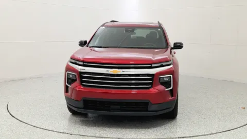 Photos of 2025 Chevrolet Traverse FWD LT for sale in Florence, KY at Tom Gill Chevrolet
