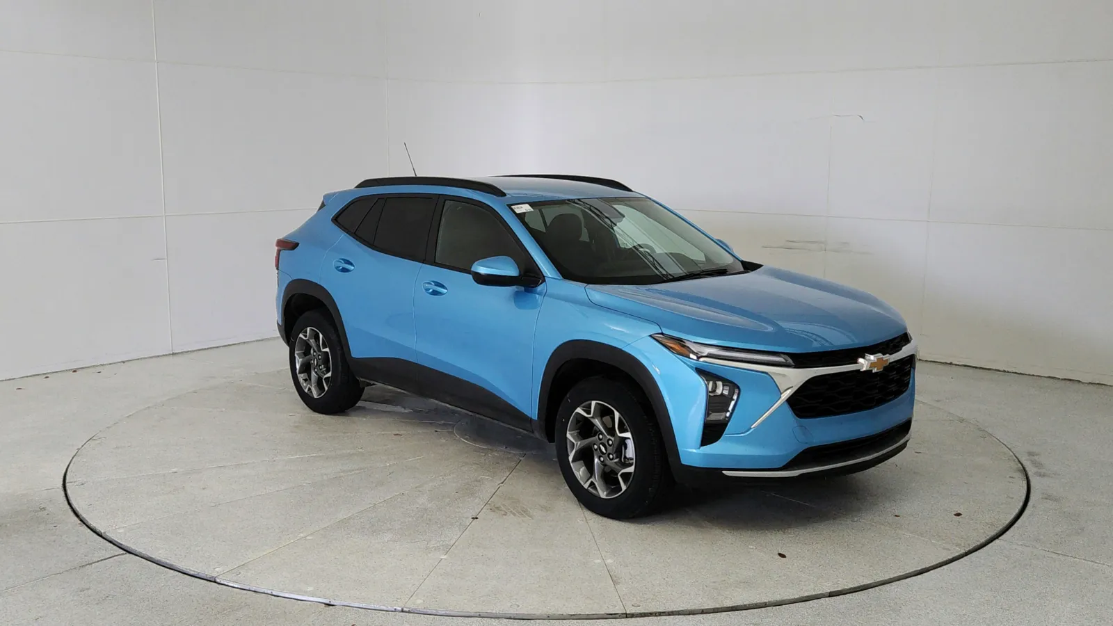 Blue 2025 Chevrolet Trax LT for sale in Florence, KY