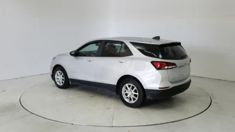 More photos of 2022 Chevrolet Equinox LS at Tom Gill Chevrolet, KY