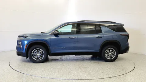 More photos of 2025 Chevrolet Traverse FWD LT at Tom Gill Chevrolet, KY