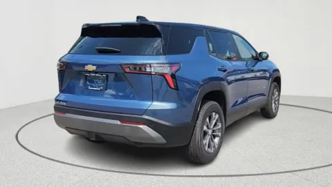More photos of 2026 Chevrolet Equinox FWD LT at Tom Gill Chevrolet, KY