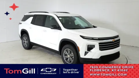 White 2025 Chevrolet Traverse FWD LT for sale in Florence, KY