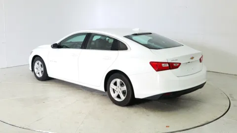 More photos of 2023 Chevrolet Malibu LT at Tom Gill Chevrolet, KY