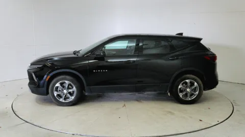 More photos of 2023 Chevrolet Blazer LT at Tom Gill Chevrolet, KY