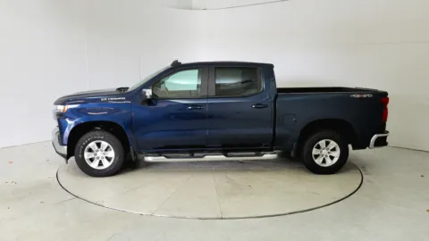More photos of 2020 Chevrolet Silverado 1500 LT at Tom Gill Chevrolet, KY