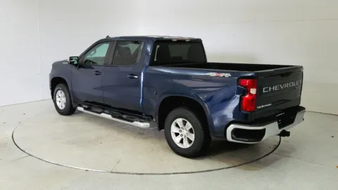 More photos of 2020 Chevrolet Silverado 1500 LT at Tom Gill Chevrolet, KY