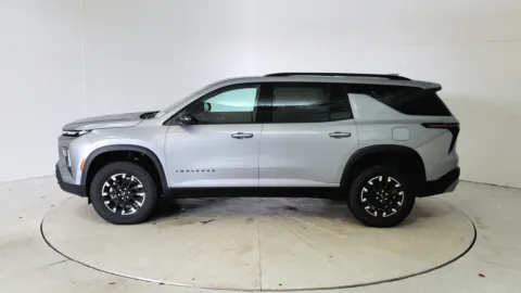 More photos of 2025 Chevrolet Traverse AWD Z71 at Tom Gill Chevrolet, KY