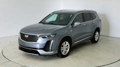 Another view of 2022 Cadillac XT6 Luxury for sale in Florence, KY at Tom Gill Chevrolet