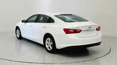 More photos of 2023 Chevrolet Malibu LT at Tom Gill Chevrolet, KY
