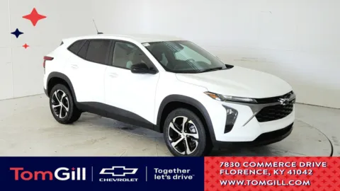 White 2025 Chevrolet Trax 1RS for sale in Florence, KY
