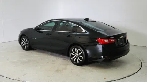 More photos of 2016 Chevrolet Malibu LT at Tom Gill Chevrolet, KY
