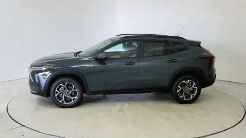 More photos of 2025 Chevrolet Trax LT at Tom Gill Chevrolet, KY
