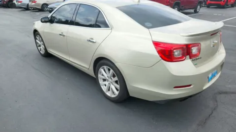 More photos of 2014 Chevrolet Malibu LTZ at Tom Gill Chevrolet, KY