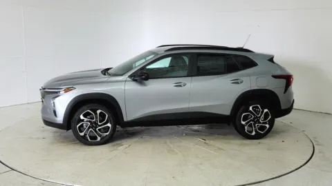 More photos of 2025 Chevrolet Trax 2RS at Tom Gill Chevrolet, KY