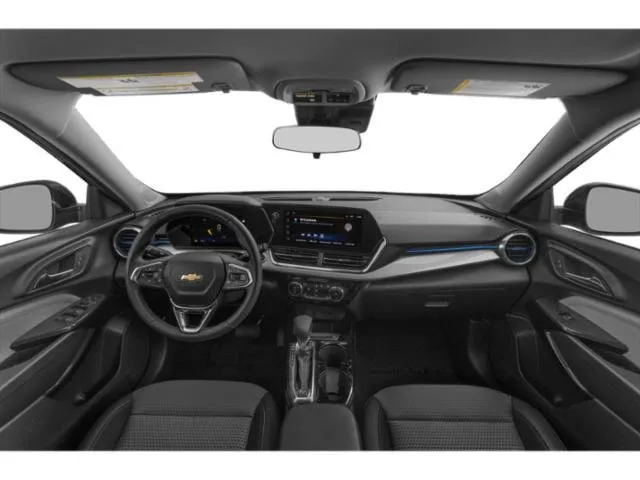 2025 Chevrolet Trax photo 8