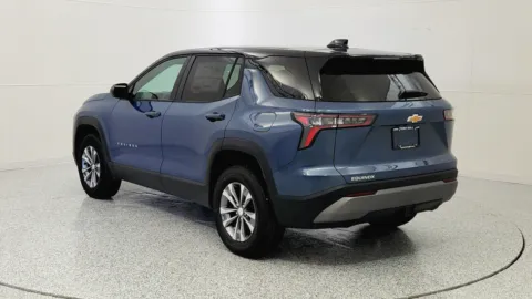 More photos of 2026 Chevrolet Equinox FWD LT at Tom Gill Chevrolet, KY
