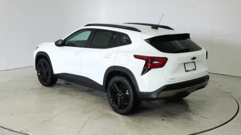 More photos of 2025 Chevrolet Trax ACTIV at Tom Gill Chevrolet, KY