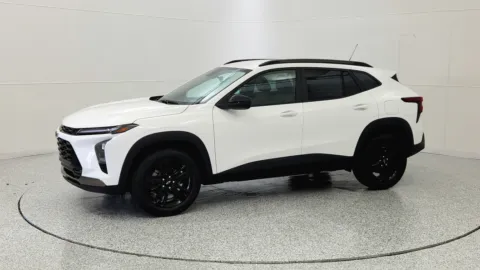 More photos of 2025 Chevrolet Trax ACTIV at Tom Gill Chevrolet, KY