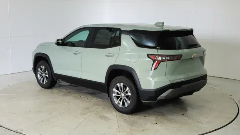 More photos of 2026 Chevrolet Equinox AWD LT at Tom Gill Chevrolet, KY
