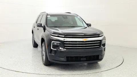 Photos of 2026 Chevrolet Traverse FWD LT for sale in Florence, KY at Tom Gill Chevrolet